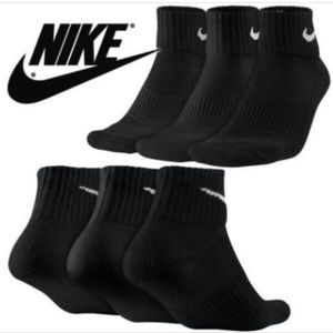 6 PAIR NIKE Performance Mens Black Quarter socks